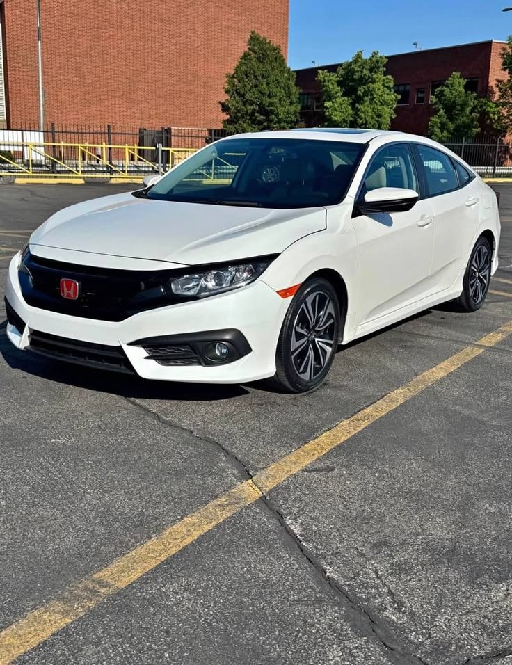 2016 Honda Civic: Complete Guide to Design, Features, Performance and Price